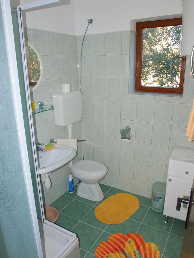 Apartments Mirja - 100M From The Beach & Parking Trogir Exterior foto